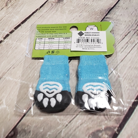 Non Skid Pet Socks. - Picture 4 of 5